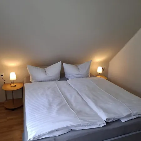 An Den Lindnersteinen